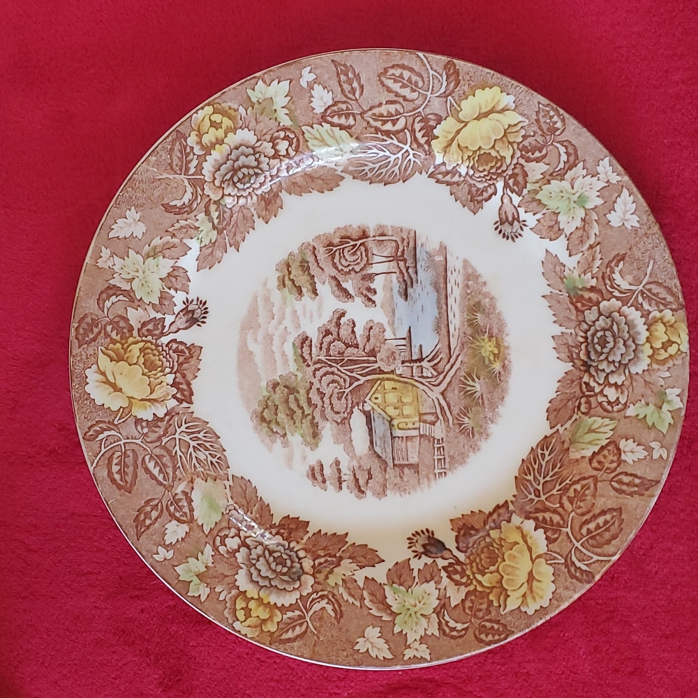 Nasco Mountain Wood-land Dinner Plate.